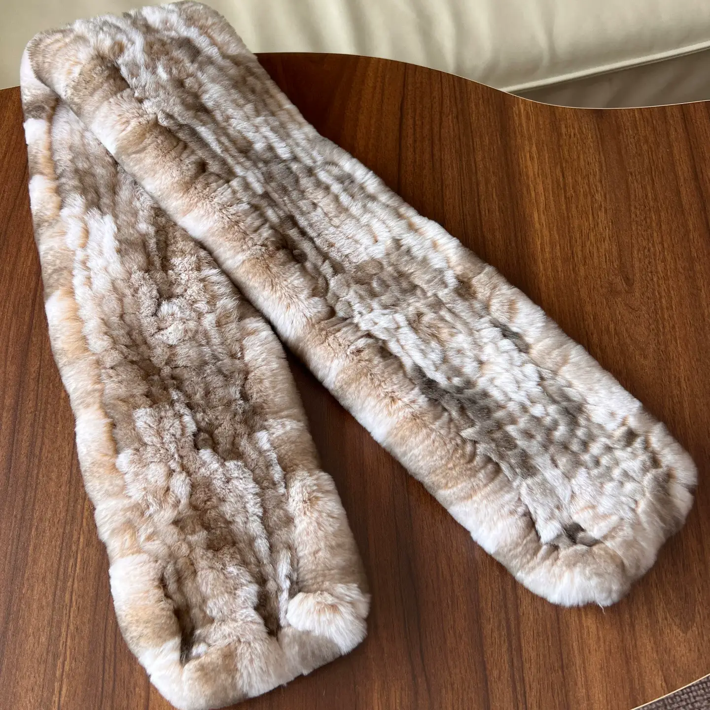 Chinchilla-Tone Rex Rabbit Fur Scarf – Women's Thick & Warm Knitted Real Fur Winter Neck Wrap, Elegant & Versatile