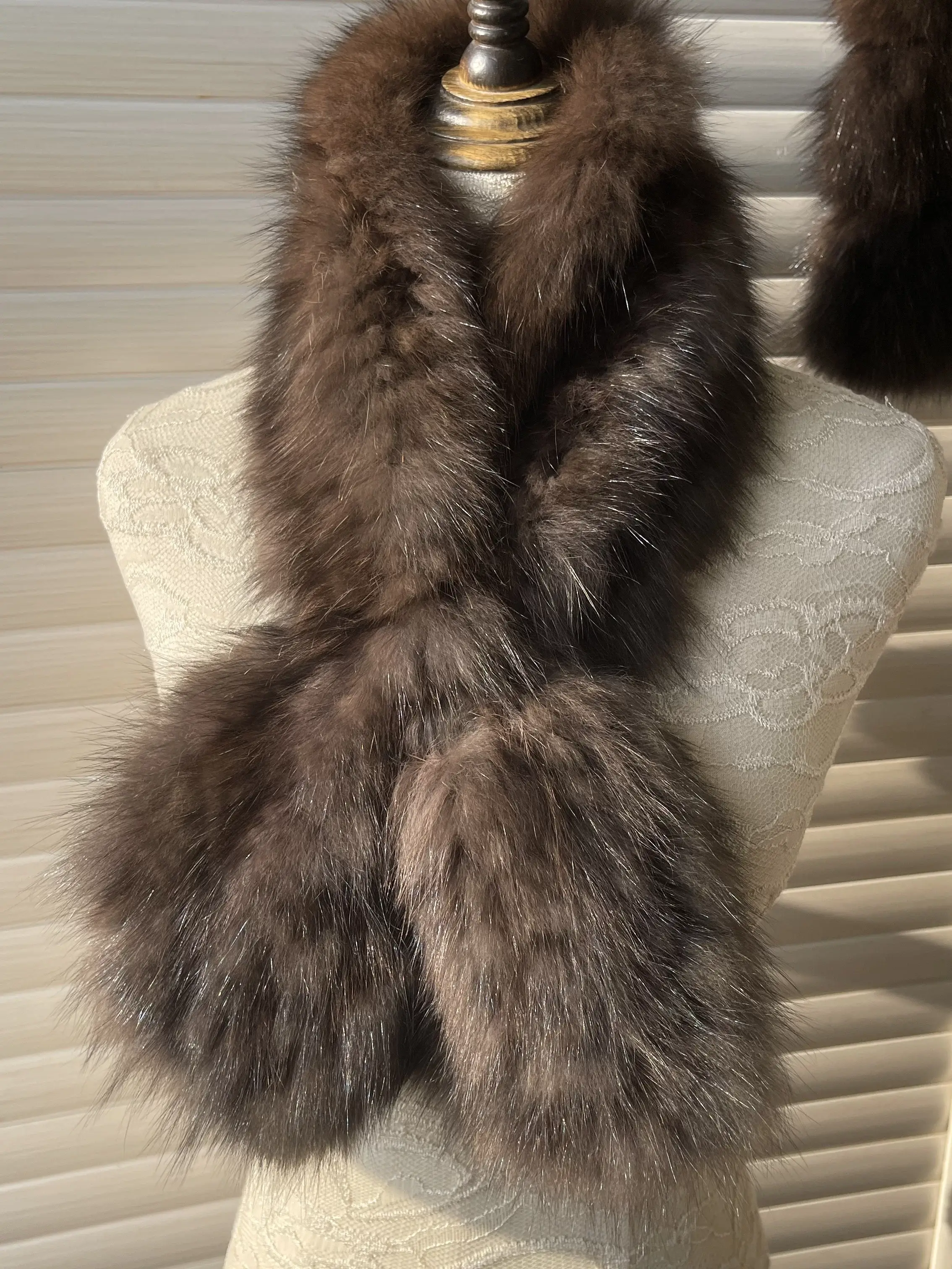 Russian Sable Fur Scarf, Long-Hair Luxury Fur Neck Warmer for Women, Elegant Fur Collar for Coats