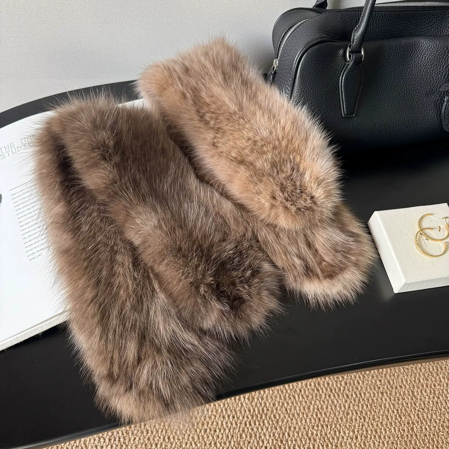 Knitted Sable Fur Neck Warmer for Women – Short Winter Scarf with Magnetic Closure, Elegant & Warm